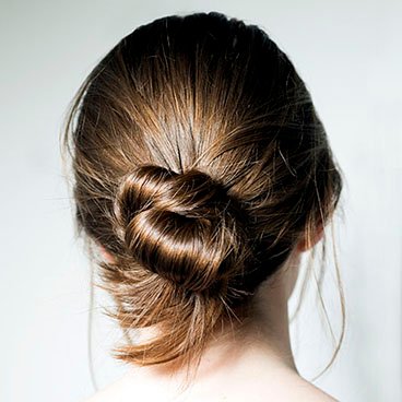 Garnier Fructis Hairstyle - Low Knot - simple, sleek look with easy hairstyle tutorial